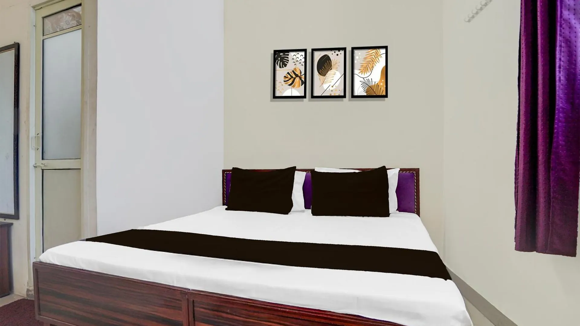 Hotel O Sainik Guest House Chandigarh
